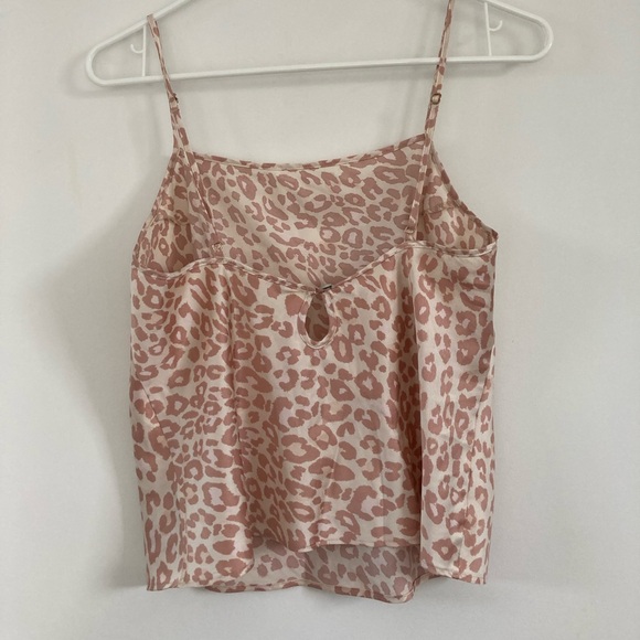 Victorias Secret tank - Picture 2 of 4